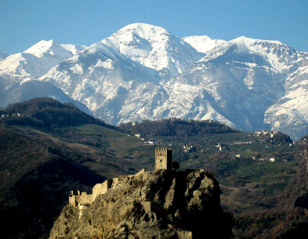 Castle of Roccascalegna